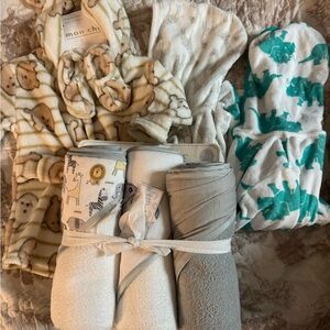 Mon Cheri Baby Bath Bundle in Cream, White, Gray & Teal